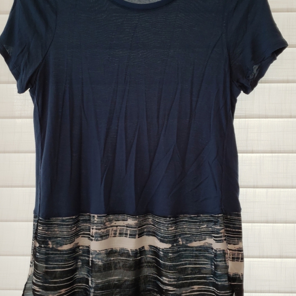 Women's business casual t-shirt